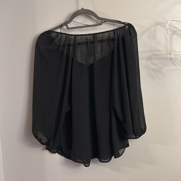 Black sheer top - Picture 4 of 4